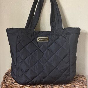 MARC JACOBS QUILT TOTE -BLACK